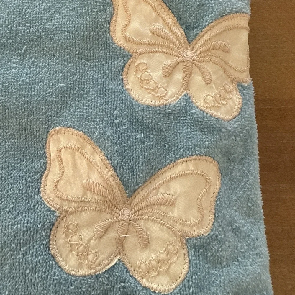 2 Avanti Bath Towel Blue Butterflies vintage Embellished 50x26 Cotton Set